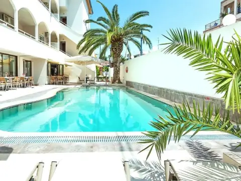 Elinotel Polis Hotel, Ханиоти
