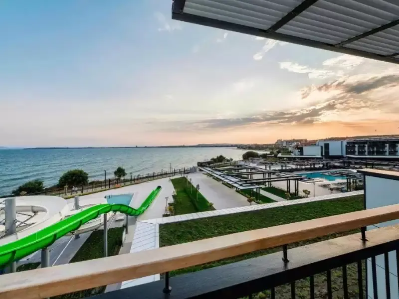 Voya Beach Resort — снимка 4