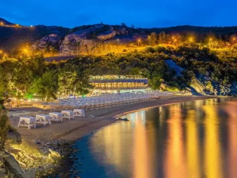 Tosca Beach Kavala, Кавала