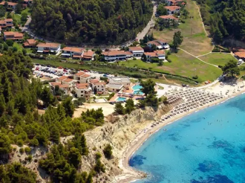 Elani Bay Resort, Касандра