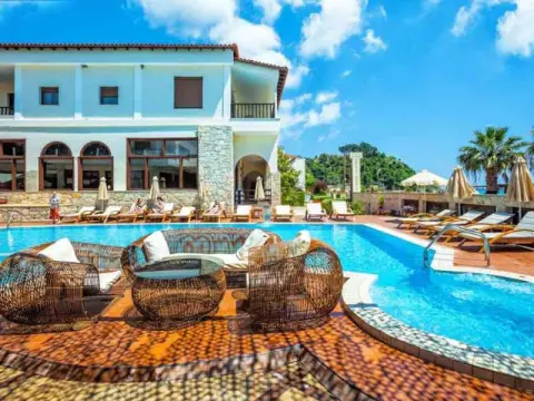 Xenios Possidi Paradise Hotel, Касандра